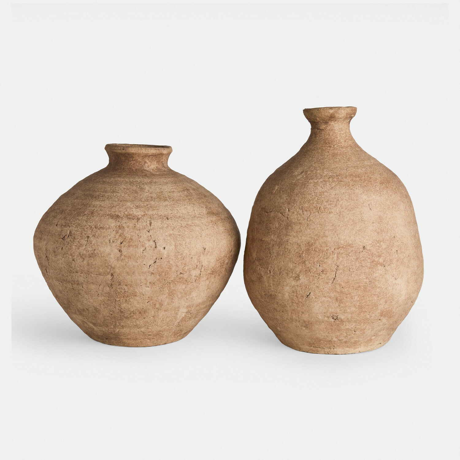Deko-Vase 2er Set Kelvador Zwei rustikale Vasen aus Terrakotta in natürlichem Braunton zur Wohnraumdekoration