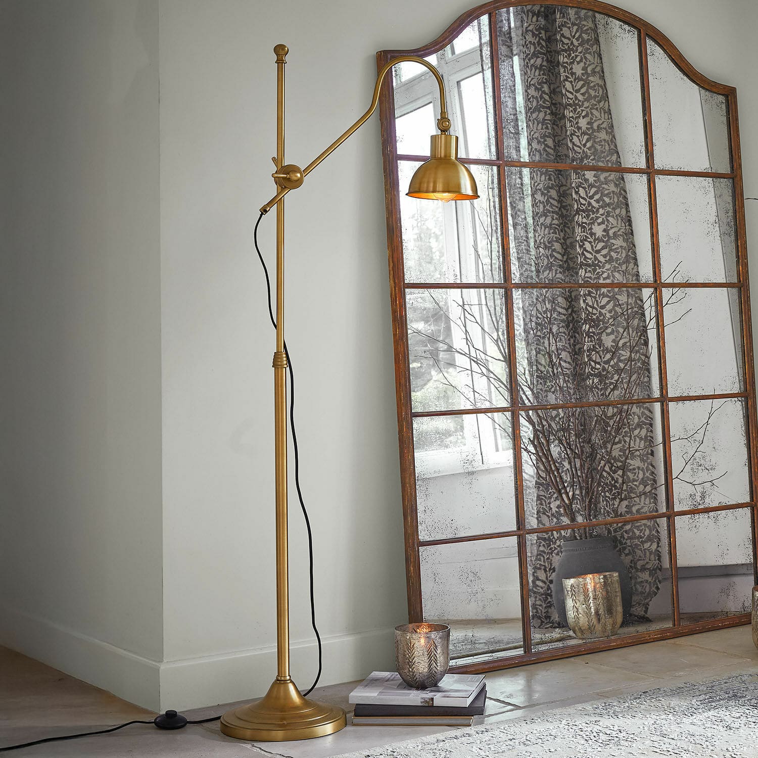 Stehlampe Delacroille