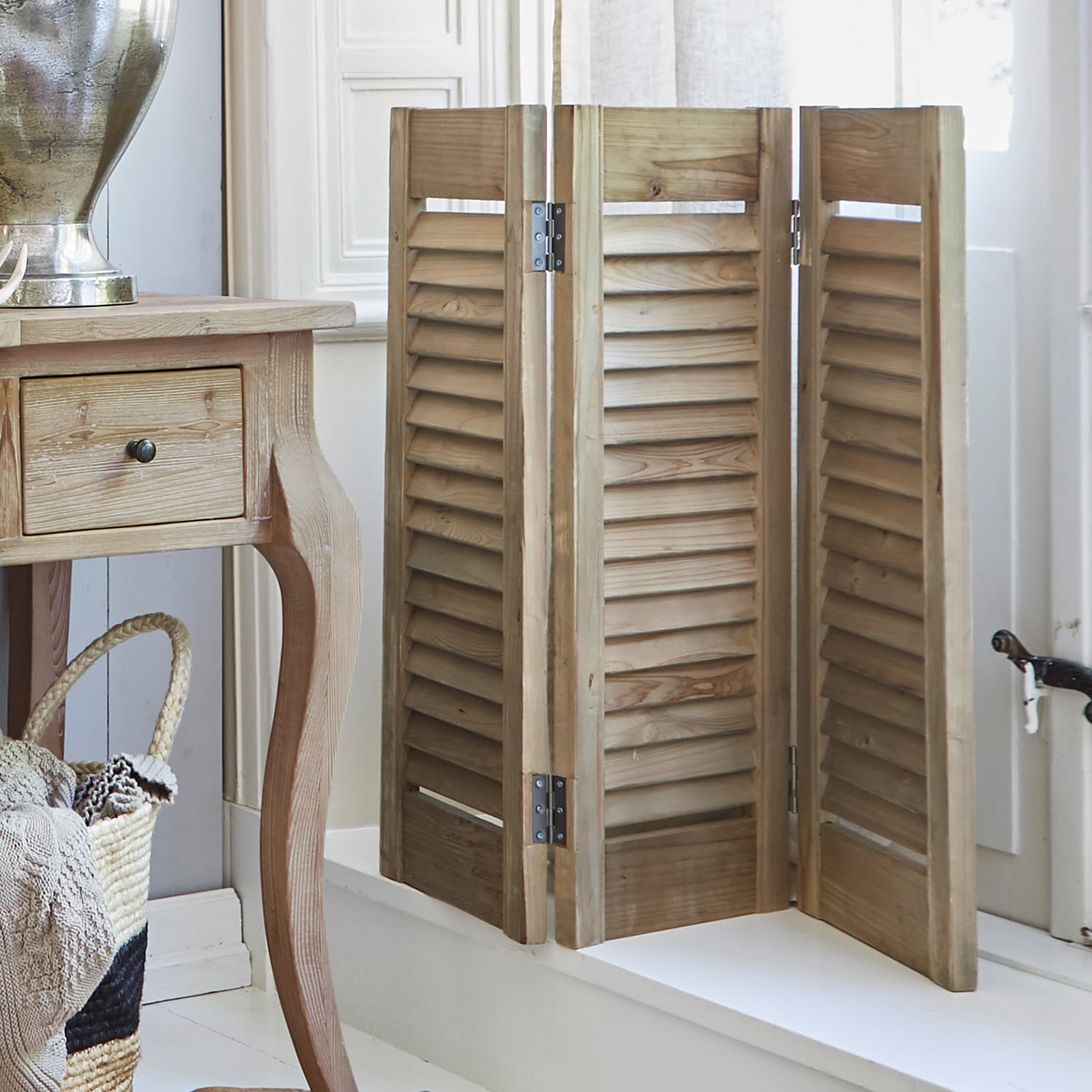 Shutter Stretton