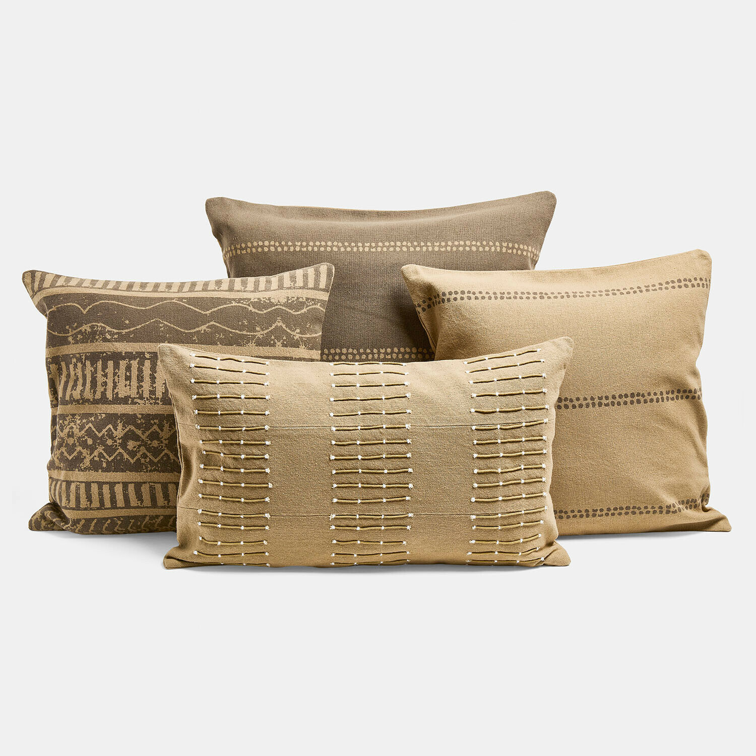 Kissenhülle 4er Set Patti Set aus vier dekorativen Baumwollkissen in Beige- und Brauntönen mit geometrischen Mustern