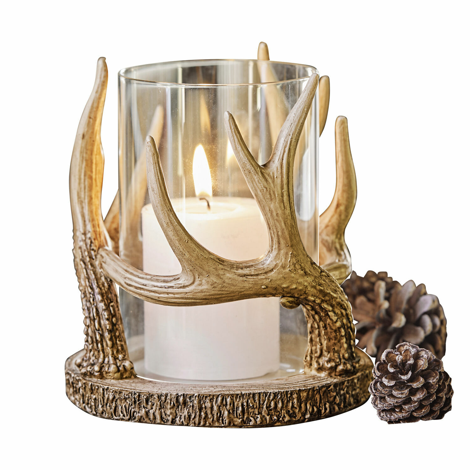 Windlicht Inglewood Glaswindlicht mit weißer Kerze und beigen Geweih-Elementen sowie Tannenzapfen, Wohnaccessoire