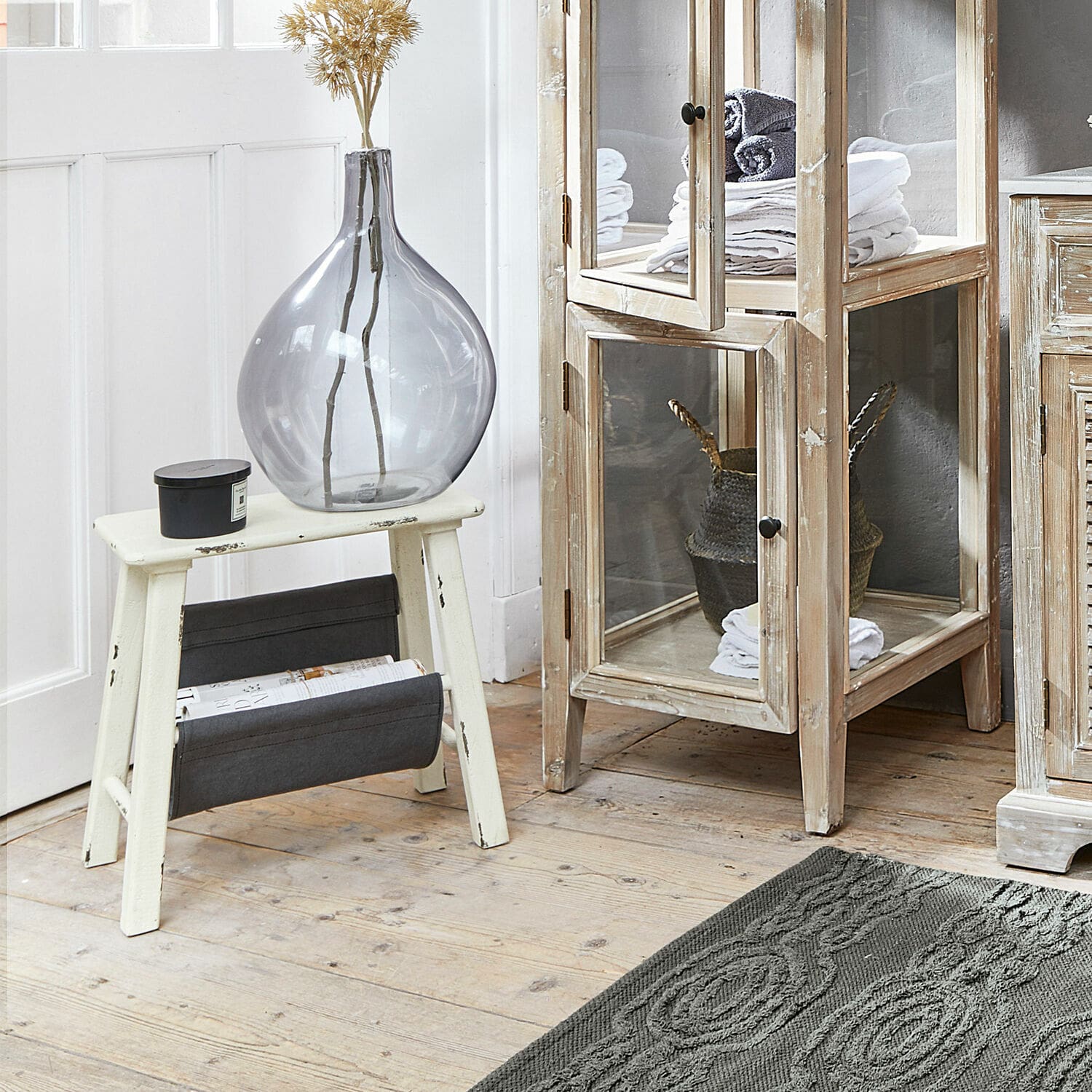 Hocker Loisin