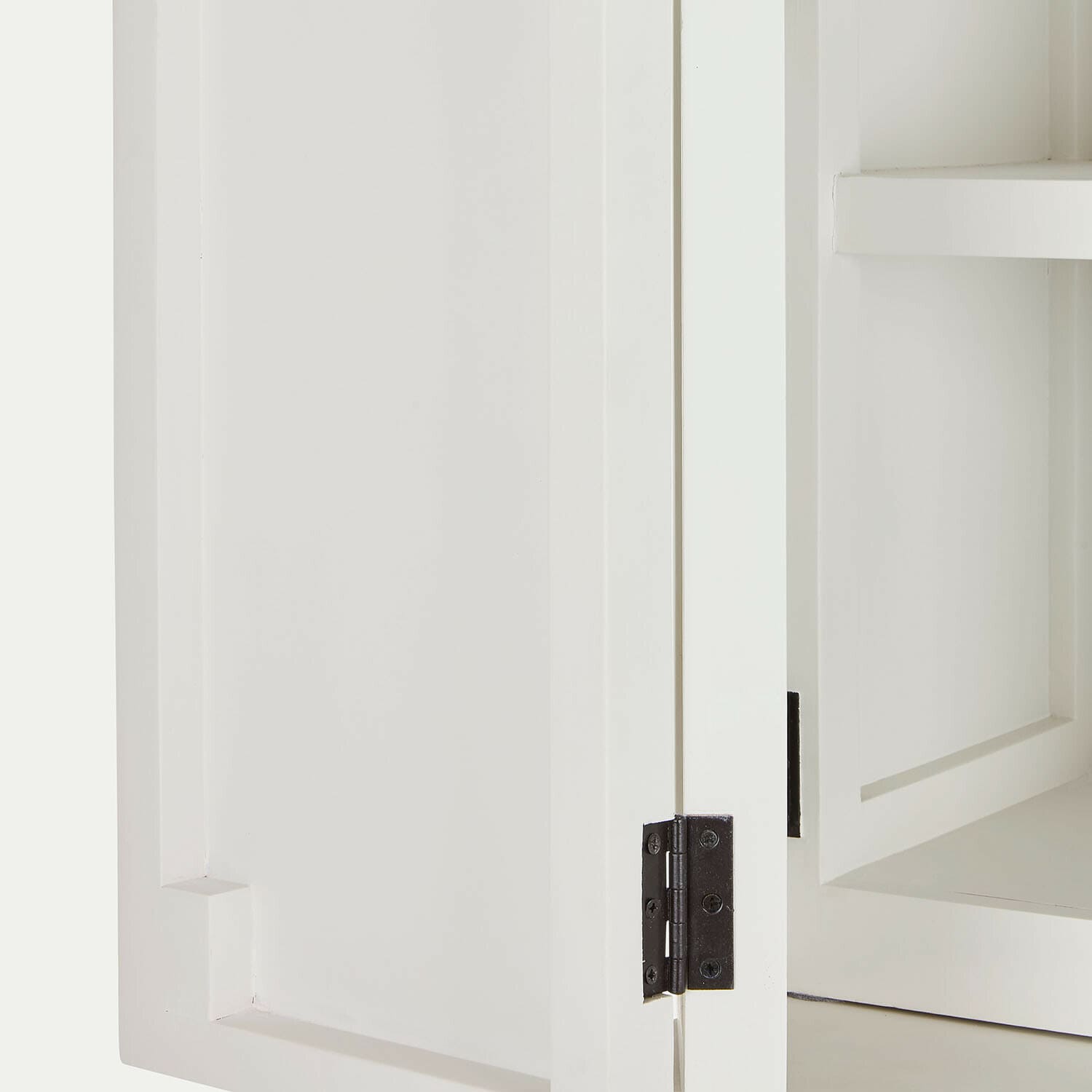 Schrank Lydia