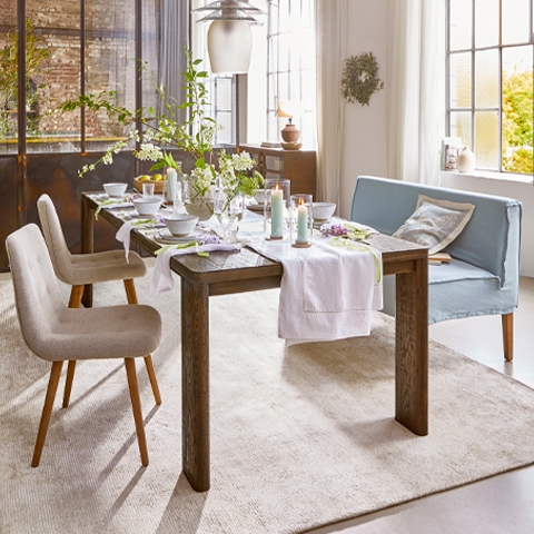 Frühlingshafte Tafel