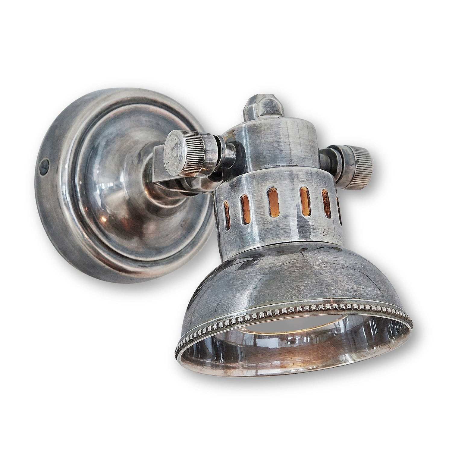 Wandlampe Rachelle Silberner Metall-Wandleuchter mit verstellbarem Schirm, stilvolle Innenbeleuchtung