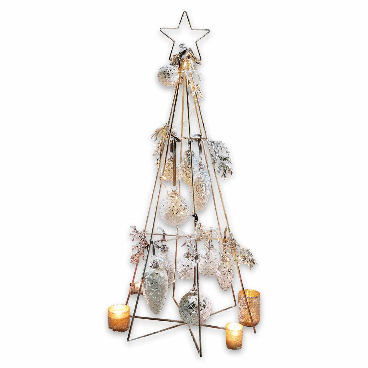 Deko-Baum Minstry Metall-Weihnachtsdeko in Kegelform mit weißen Kugeln und Kerzen für festliche Stimmung