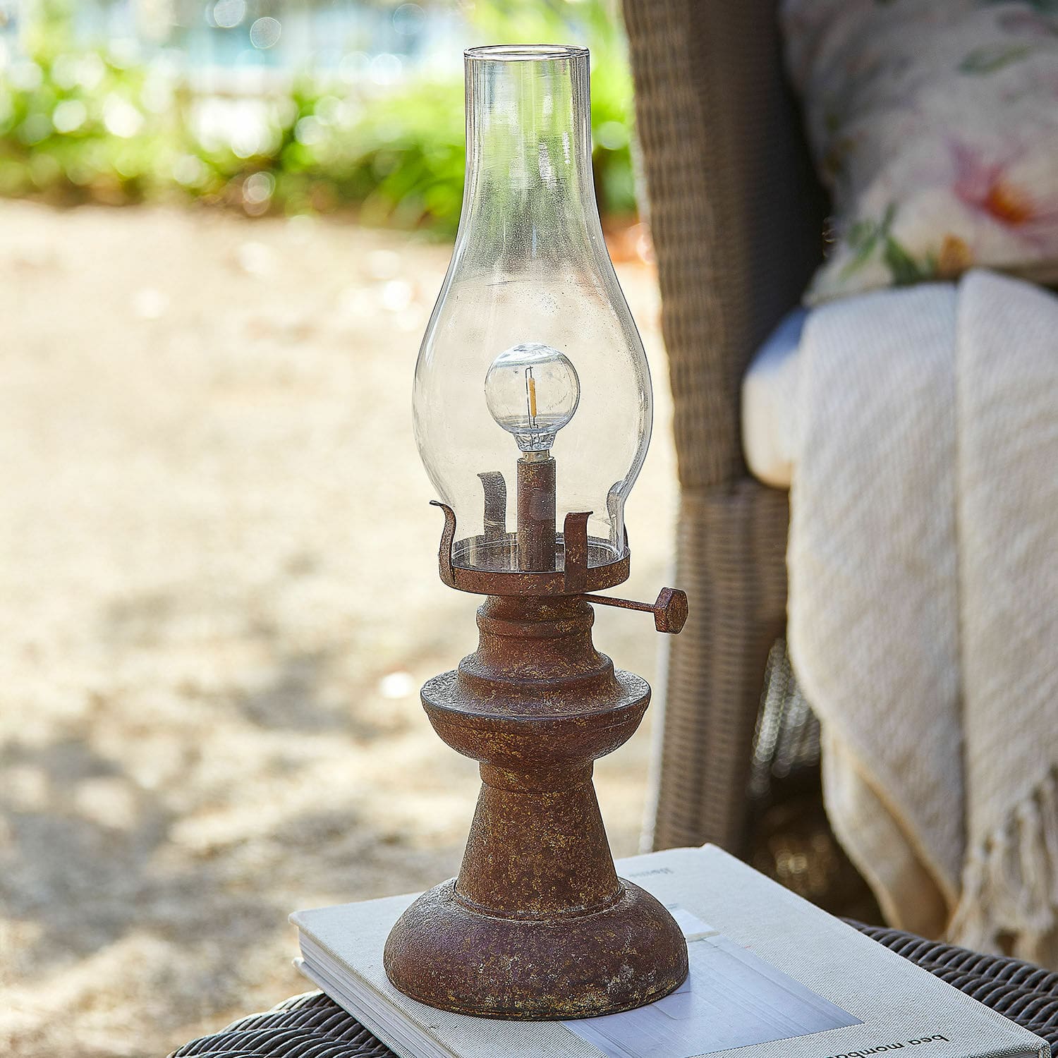 Wiederaufladbare LED-Laterne Chexbres