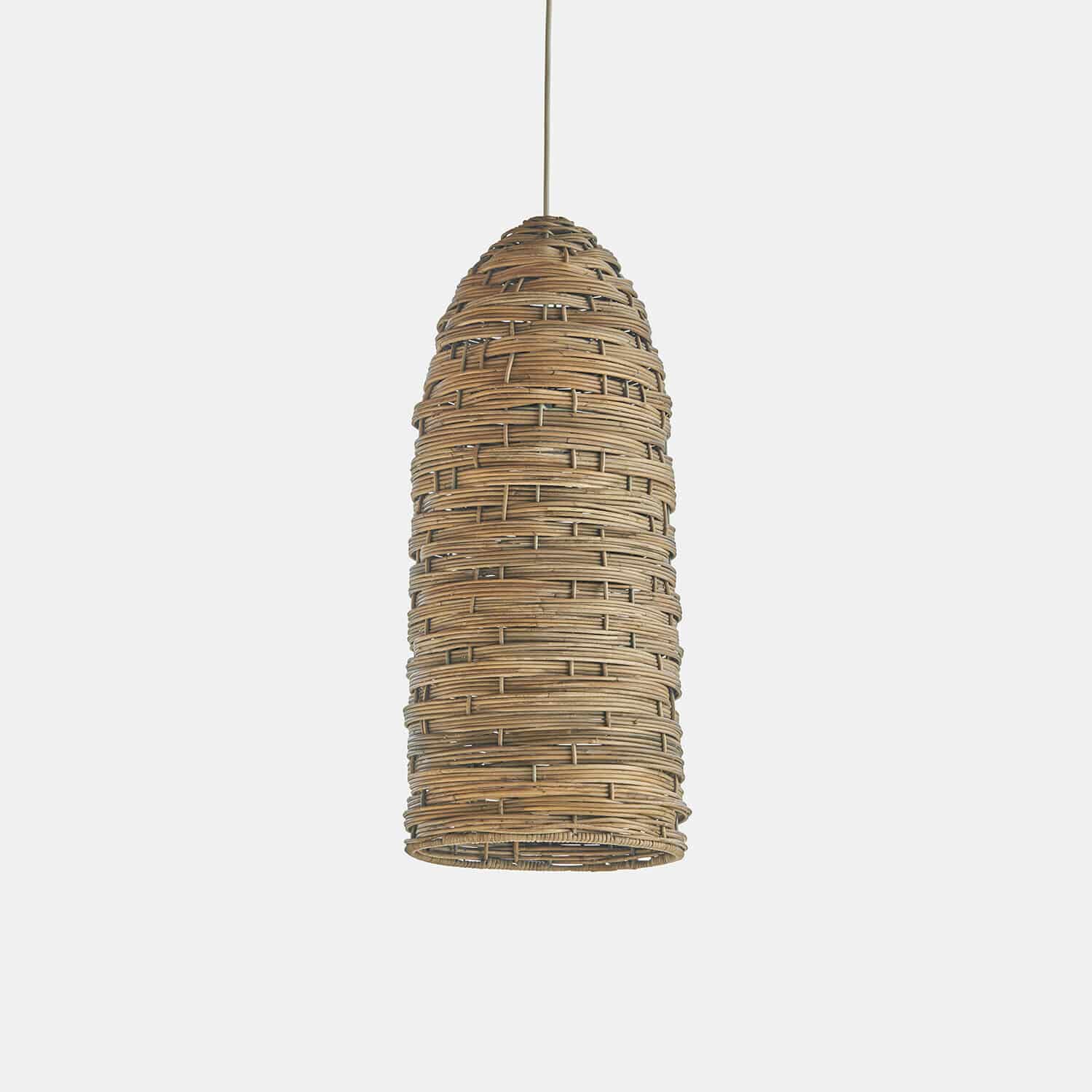 Lampenschirm Melari Hängelampe aus geflochtenem Rattan in Naturfarbe, stilvolle Beleuchtung für Wohnräume