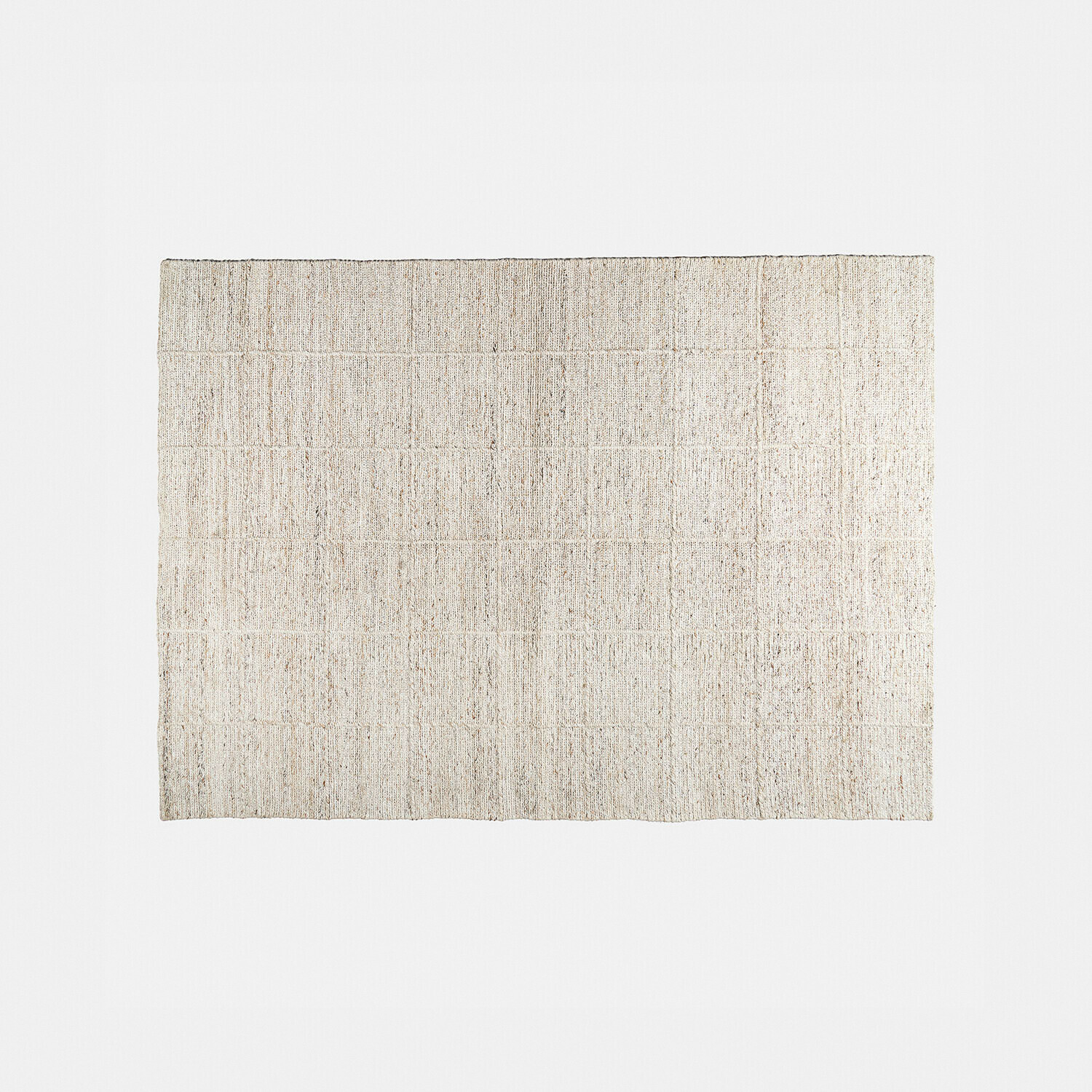 In- & Outdoor-Teppich Gravière Beigefarbener Teppich aus Naturmaterial mit feinem Karomuster, ideal für Wohnzimmer