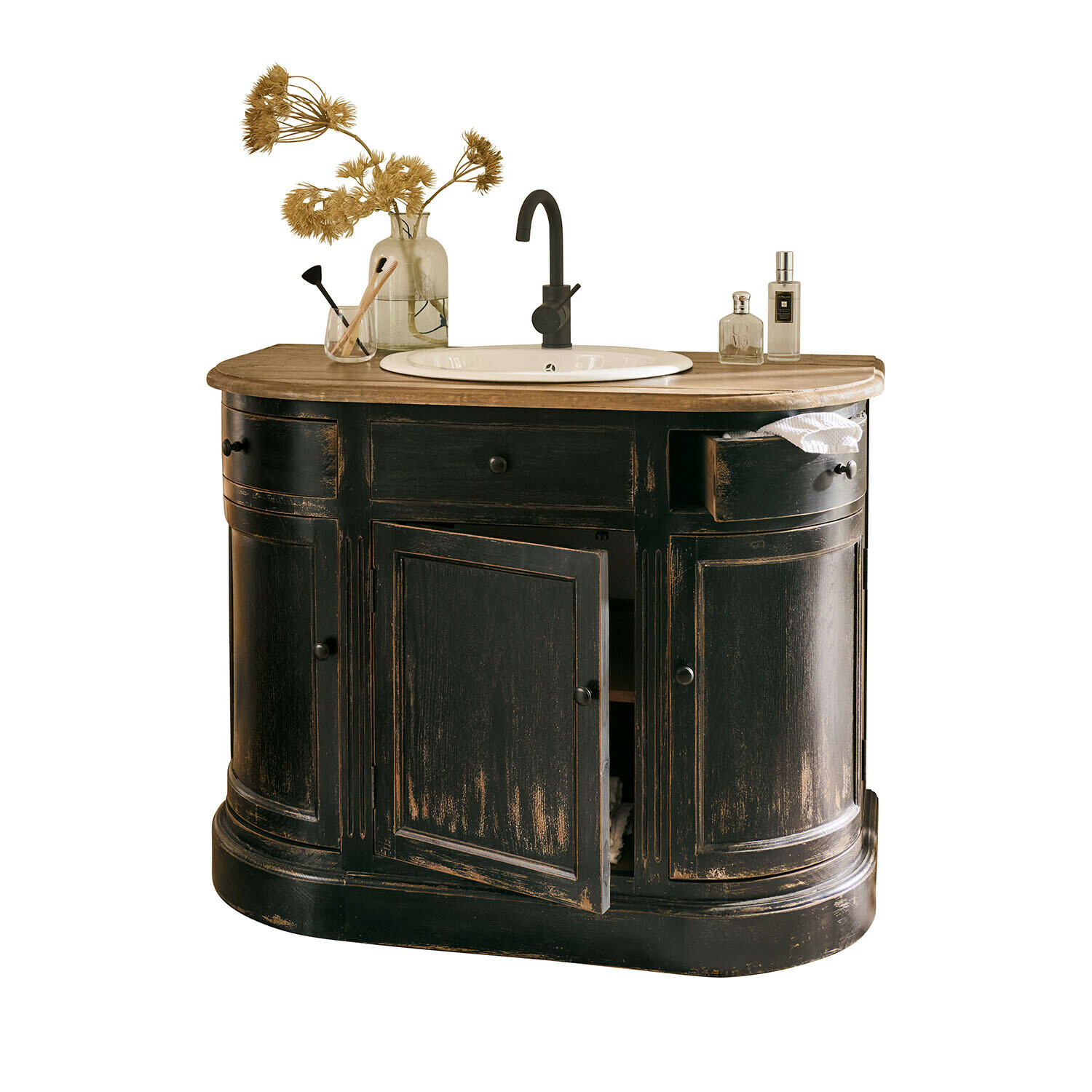 Schwarzer Holz-Badezimmerschrank mit weißem Waschbecken und hellem Holzarbeitsplatte im Landhausstil