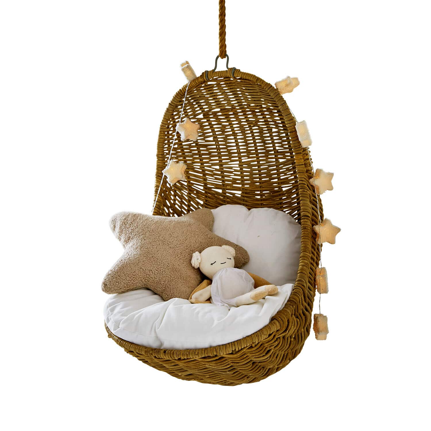 Kinderhängesessel Twinkla Hängesessel aus Rattan mit weißem Kissen, beigem Sternkissen und weicher Stoffpuppe