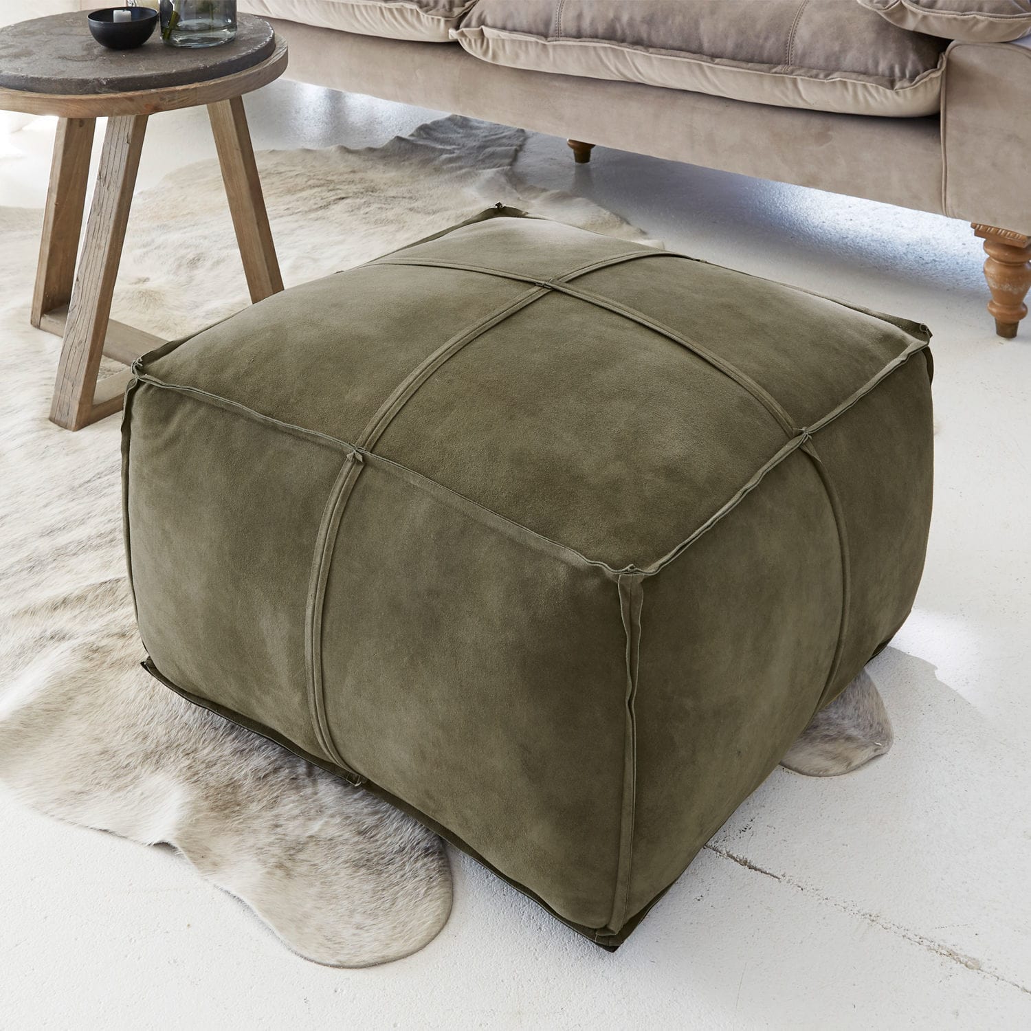Hocker Salona