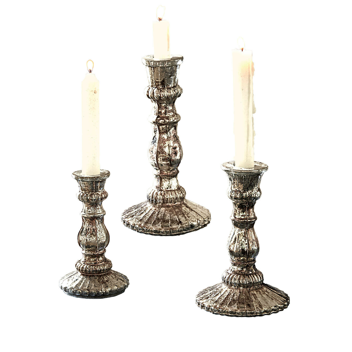Kerzenständer 3er Set Favalina Set aus drei vintage Metall-Kerzenhaltern mit weißen Kerzen für stilvolle Wohnraumdekoration