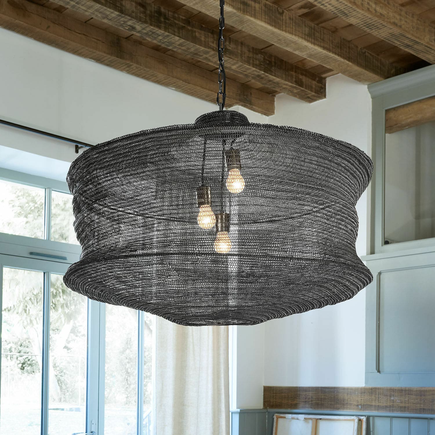 Hängelampe Valerique Hängelampe aus schwarzem Metallgeflecht mit drei Glühbirnen, modernes Wohnzimmerlicht