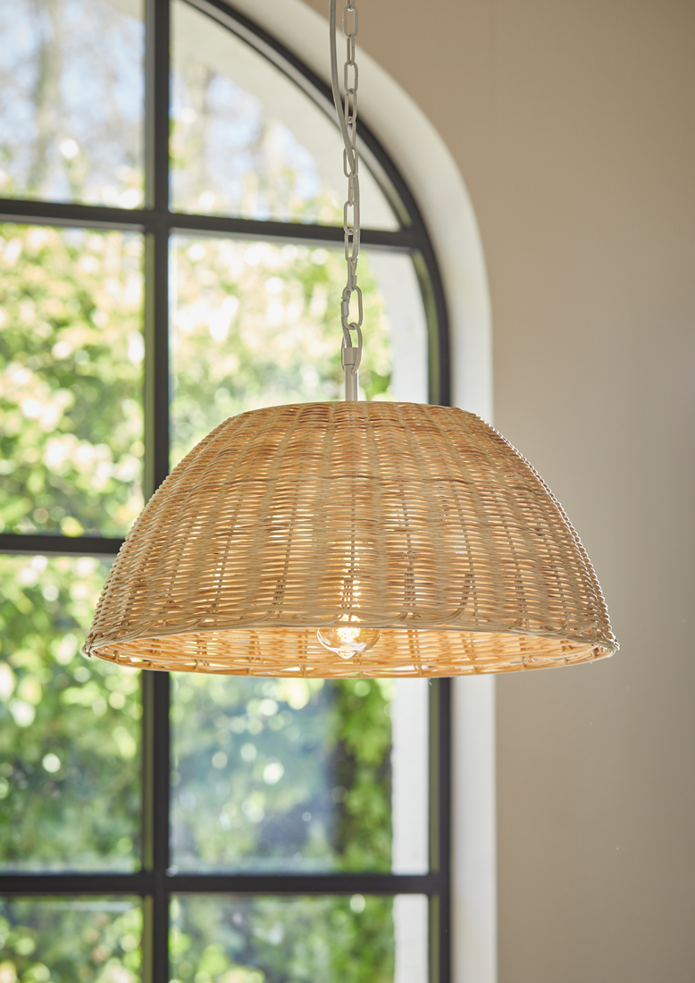 Hängelampe aus natürlichem Rattan, dekorative Beleuchtung mit warmem Licht für gemütliche Räume