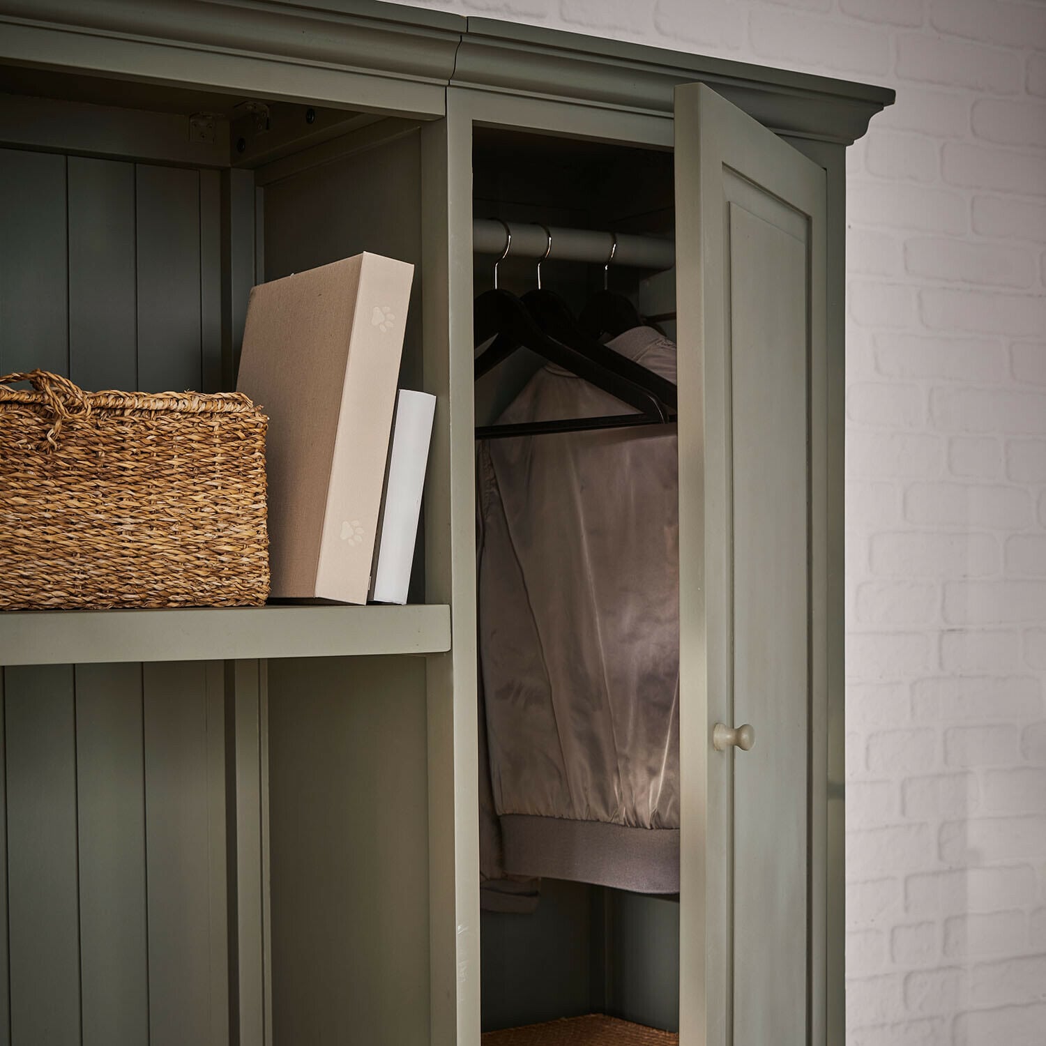 Schrank Stoneleighs