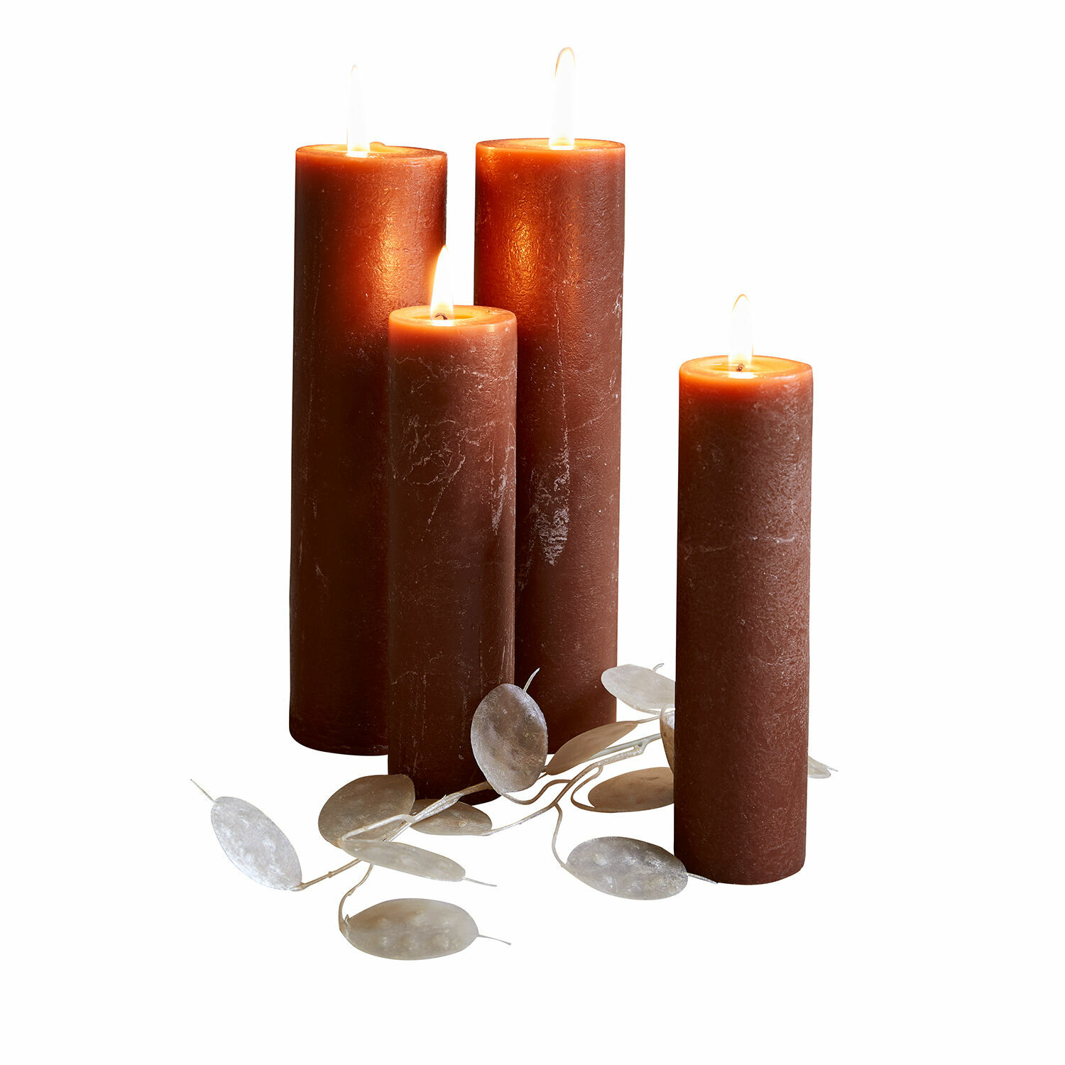 Kerze 4er Set Avinal Set aus vier braunen Kerzen aus Naturwachs mit dekorativen Blättern, ideal für Wohnraumdekoration