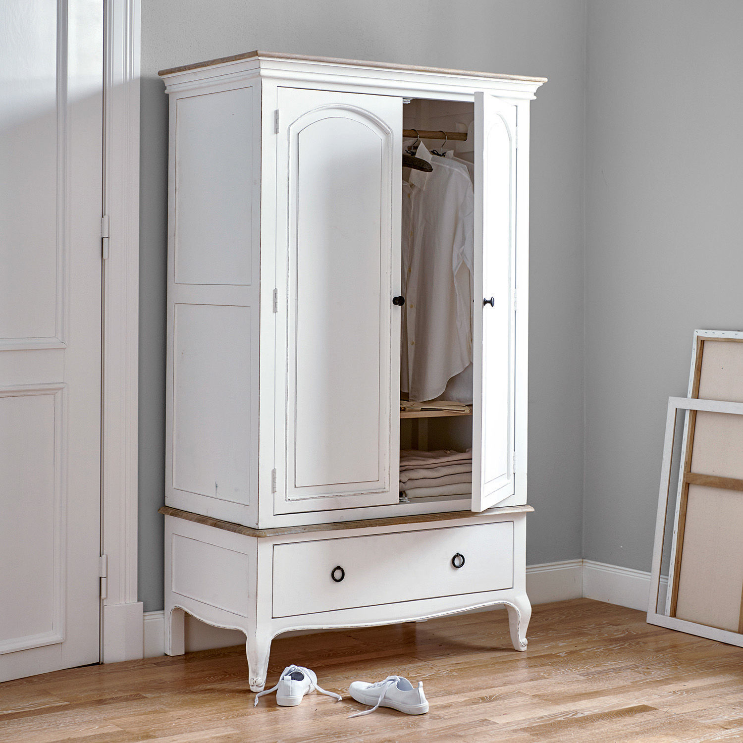 Schrank Plaish