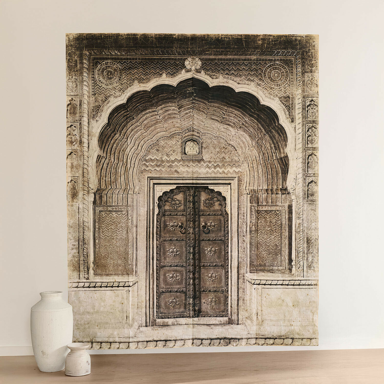 Wandbild Odenis Dekorativer Wandbehang mit Stein-Tür-Motiv in Beige- und Brauntönen für Wohnräume