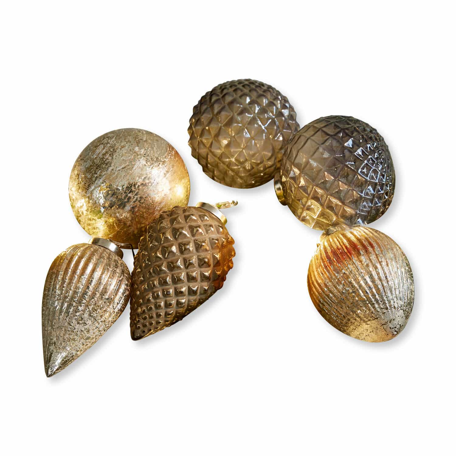 Weihnachtsschmuck 6er Set Layounne Set aus goldbraunen Glas-Weihnachtskugeln mit strukturierter Oberfläche und glänzendem Finish