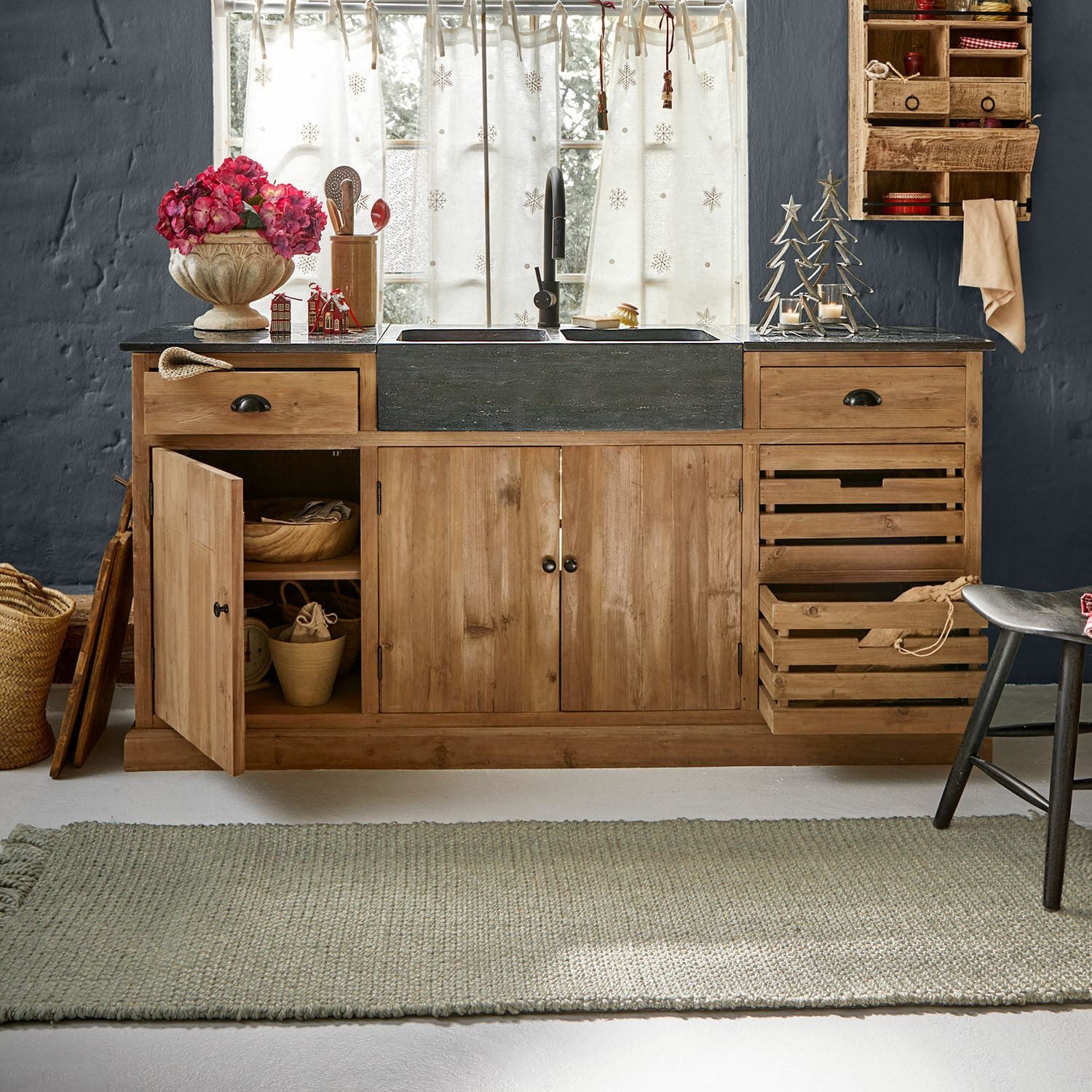 Spülenschrank Marvène Küchenschrank aus Holz mit schwarzer Steinplatte und Spüle, Dekoration und Stauraum