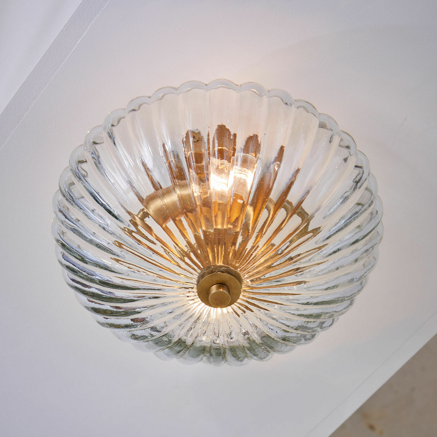 Deckenlampe Druaila Glas-Deckenleuchte mit gelber Metallfassung, dekorative Innenraumbeleuchtung