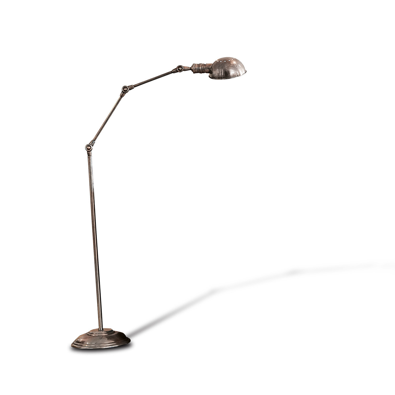 Stehlampe Tulsa Verstellbare Stehlampe aus Metall in patinierter Silberfarbe für stilvolle Innenbeleuchtung