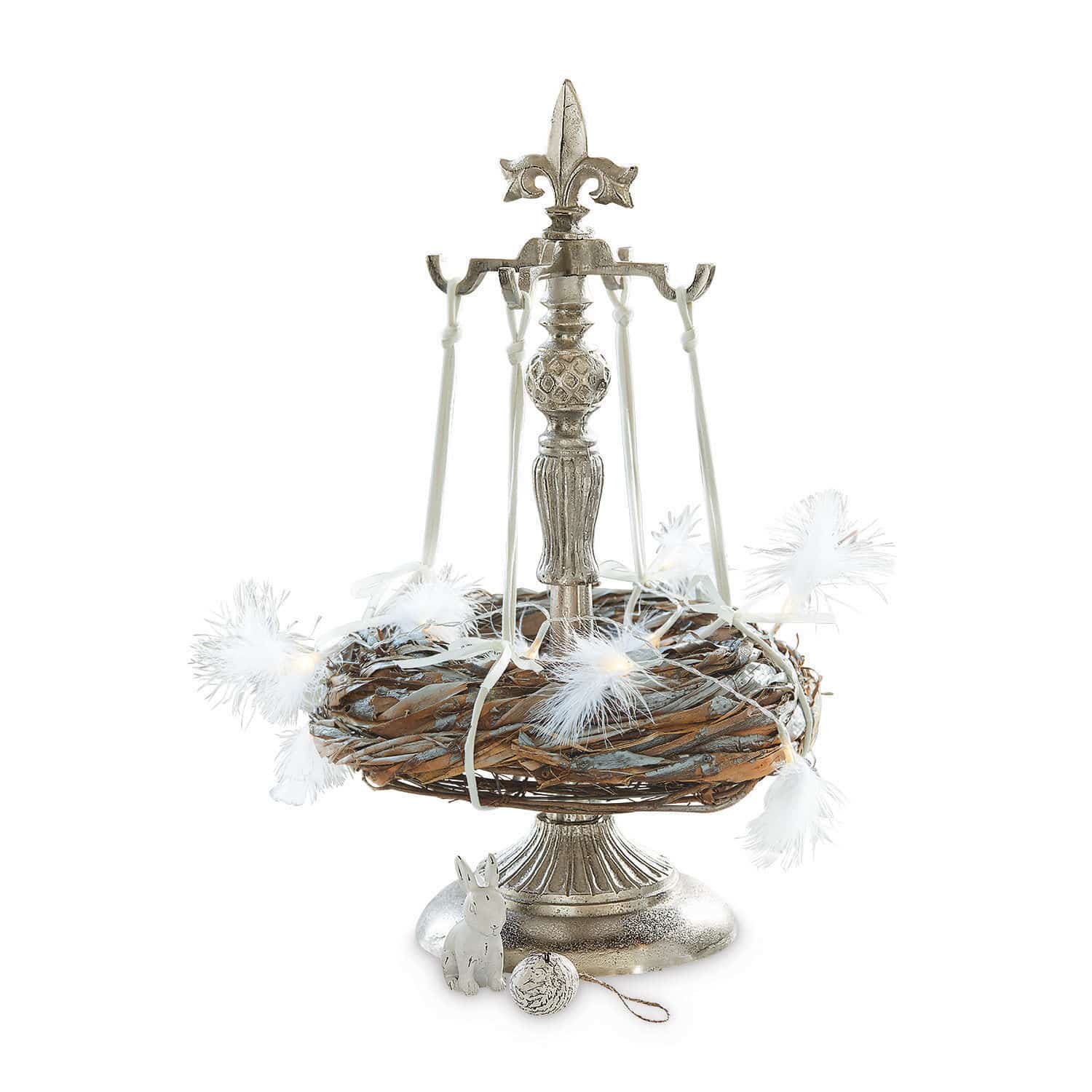 Kranzständer Edmond Dekorativer Metallständer mit Weidenkranz und weißen Federn, österliche Dekoration