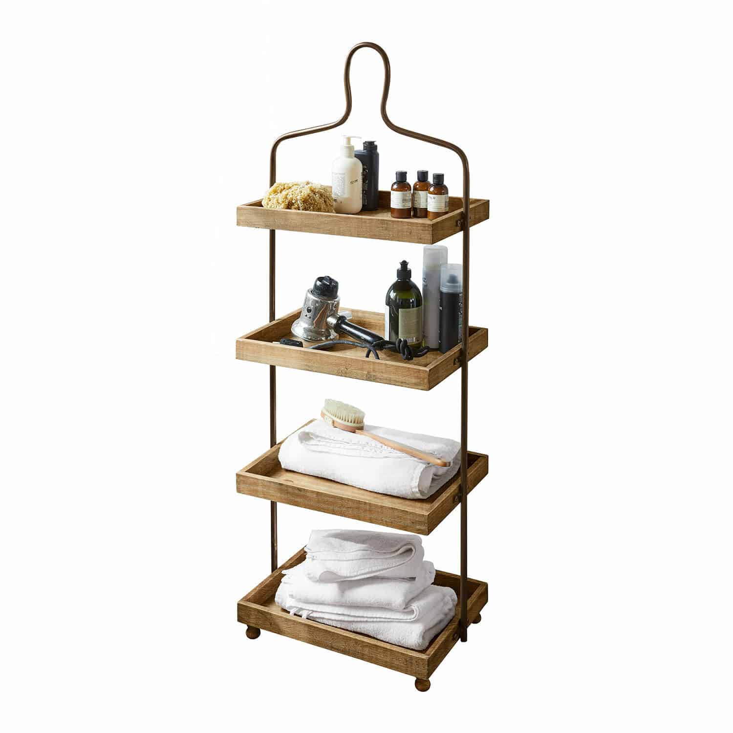 Etagere Lasse Badregal mit vier Holzablagen und braunem Metallgestell, bestückt mit Handtüchern und Pflegeprodukten