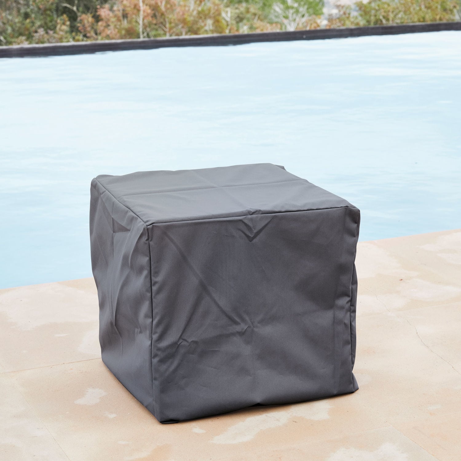Husse Lento Quadratischer grauer Schutzhülle aus wasserabweisendem Material für Gartenmöbel am Pool