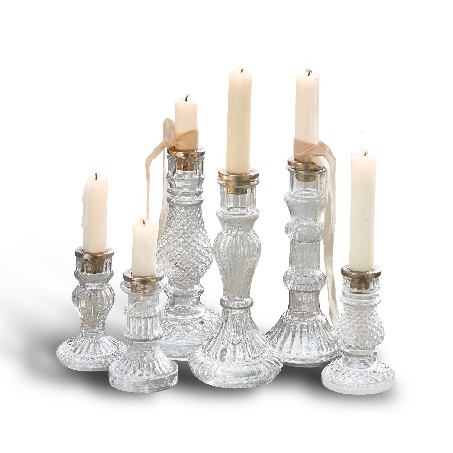 Kerzenständer 6er Set Youna Set aus sechs transparenten Glas-Kerzenhaltern mit weißen Kerzen und silbernen Ringen