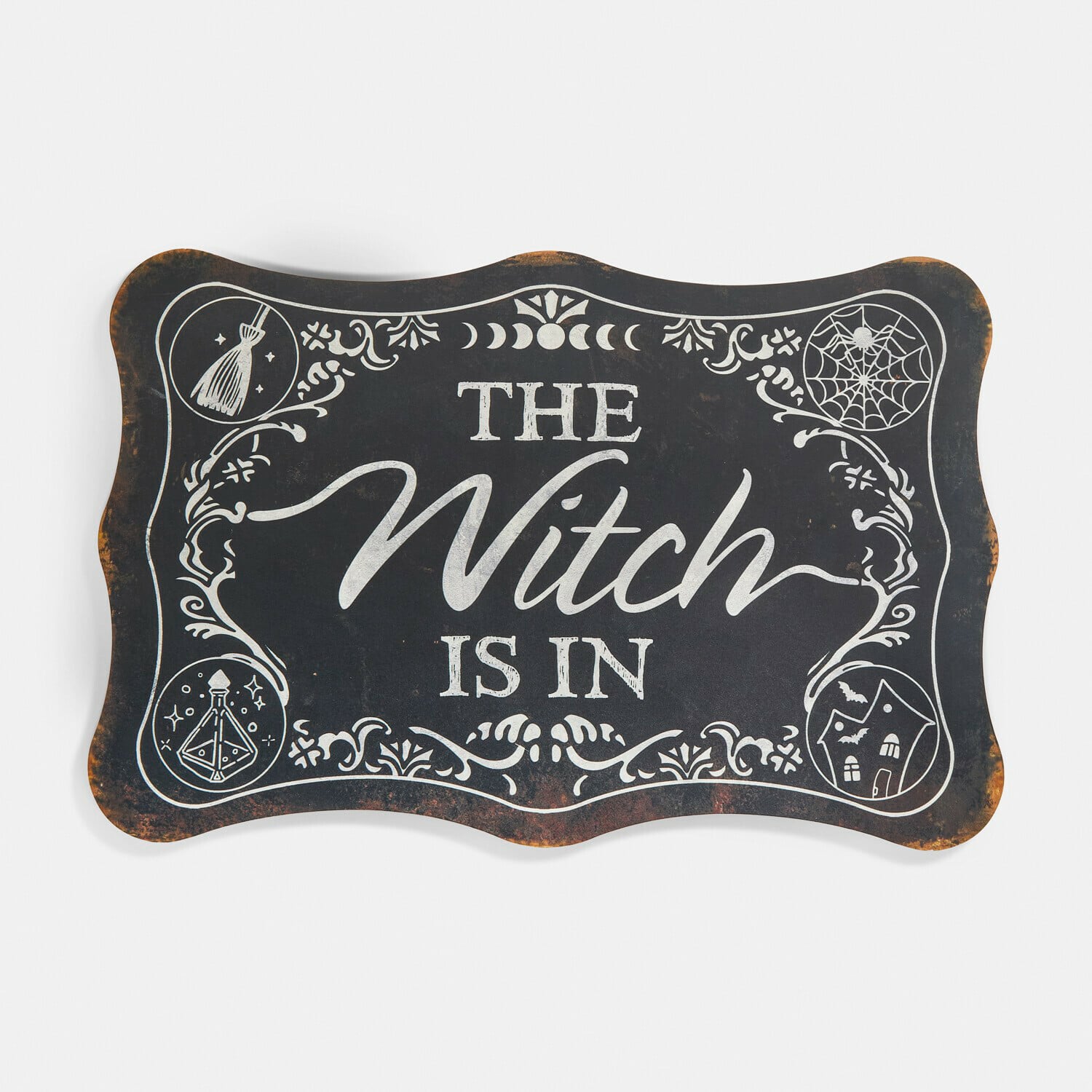 Deko-Schild Talmora Schwarzes Metallschild mit Aufschrift The Witch Is In und Halloween-Motiven als Dekoration