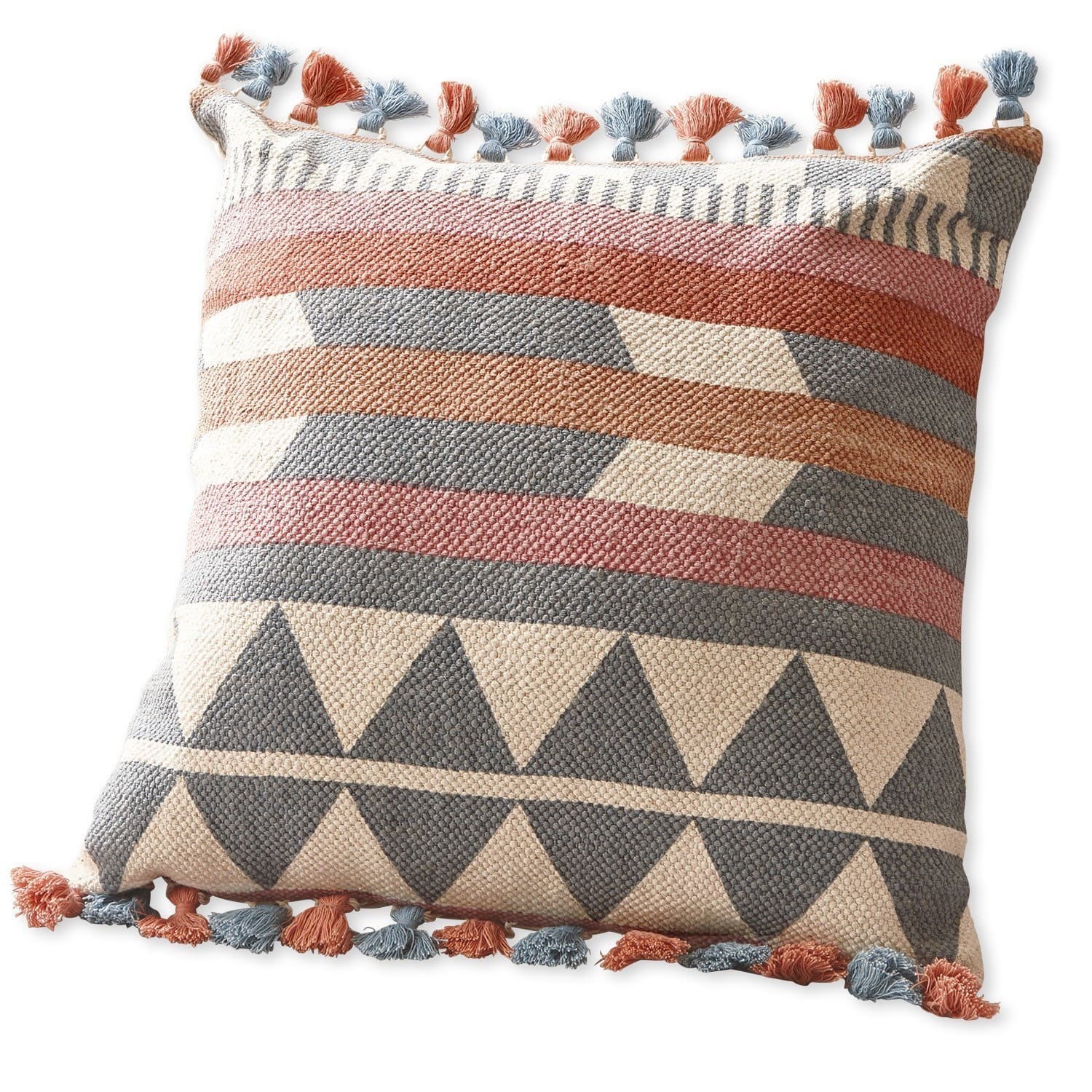 Kissen Mally Dekoratives Baumwollkissen mit geometrischem Muster in Blau, Rosa und Beige mit bunten Quasten