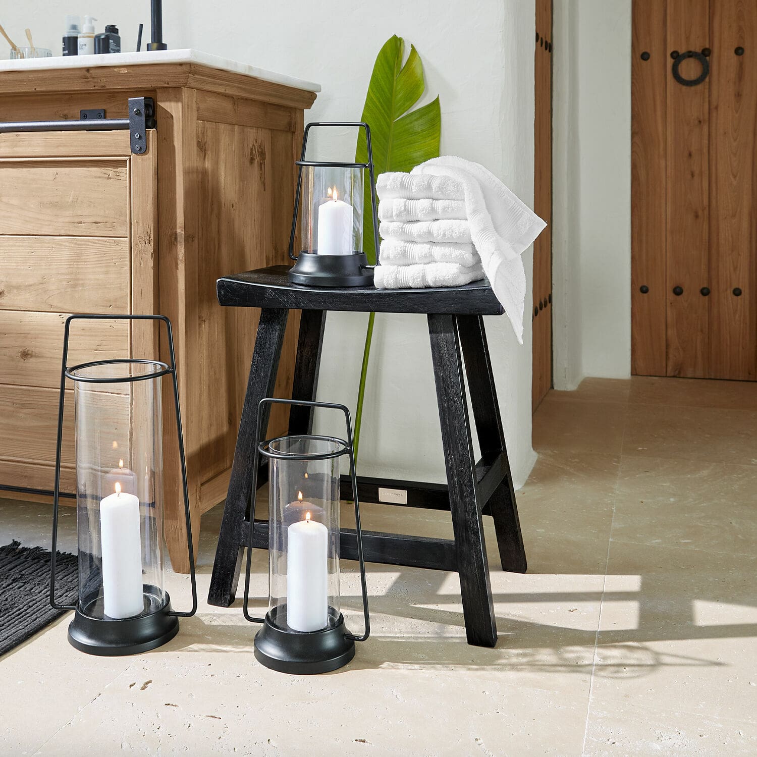 Hocker Nael