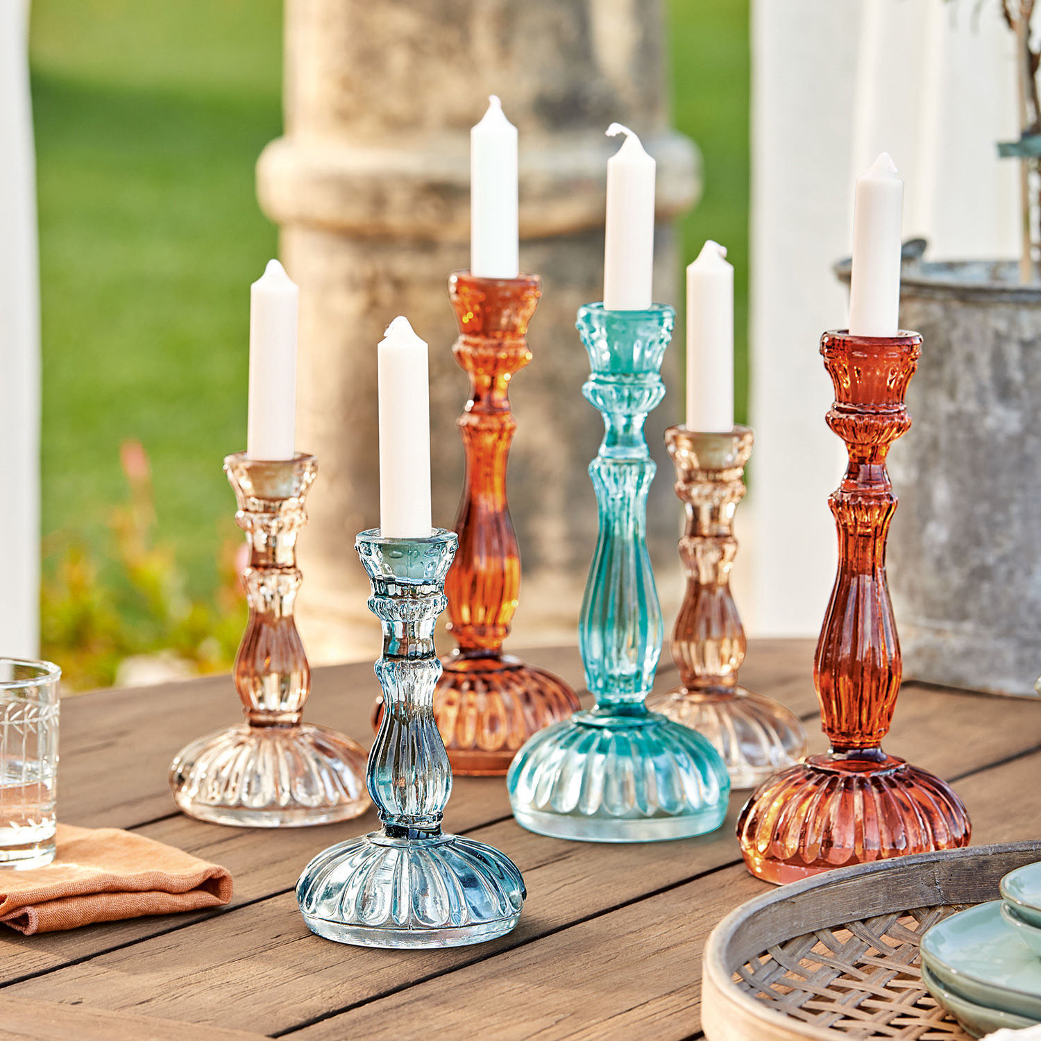 Kerzenständer 6er Set Indre Buntes Glas-Kerzenhalter-Set mit weißen Kerzen, dekorative Gartentischbeleuchtung