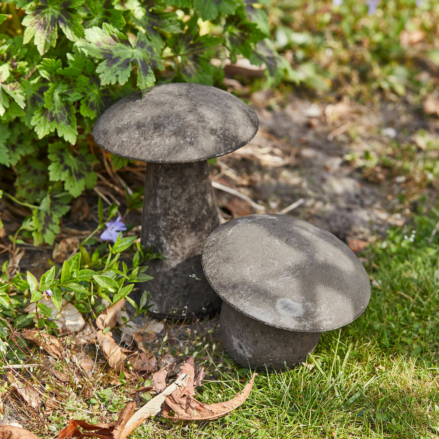 Deko-Pilz 2er Set Coudrelle Dekorative Pilze aus grauem Beton für den Garten, ideal zur Gestaltung von Grünflächen