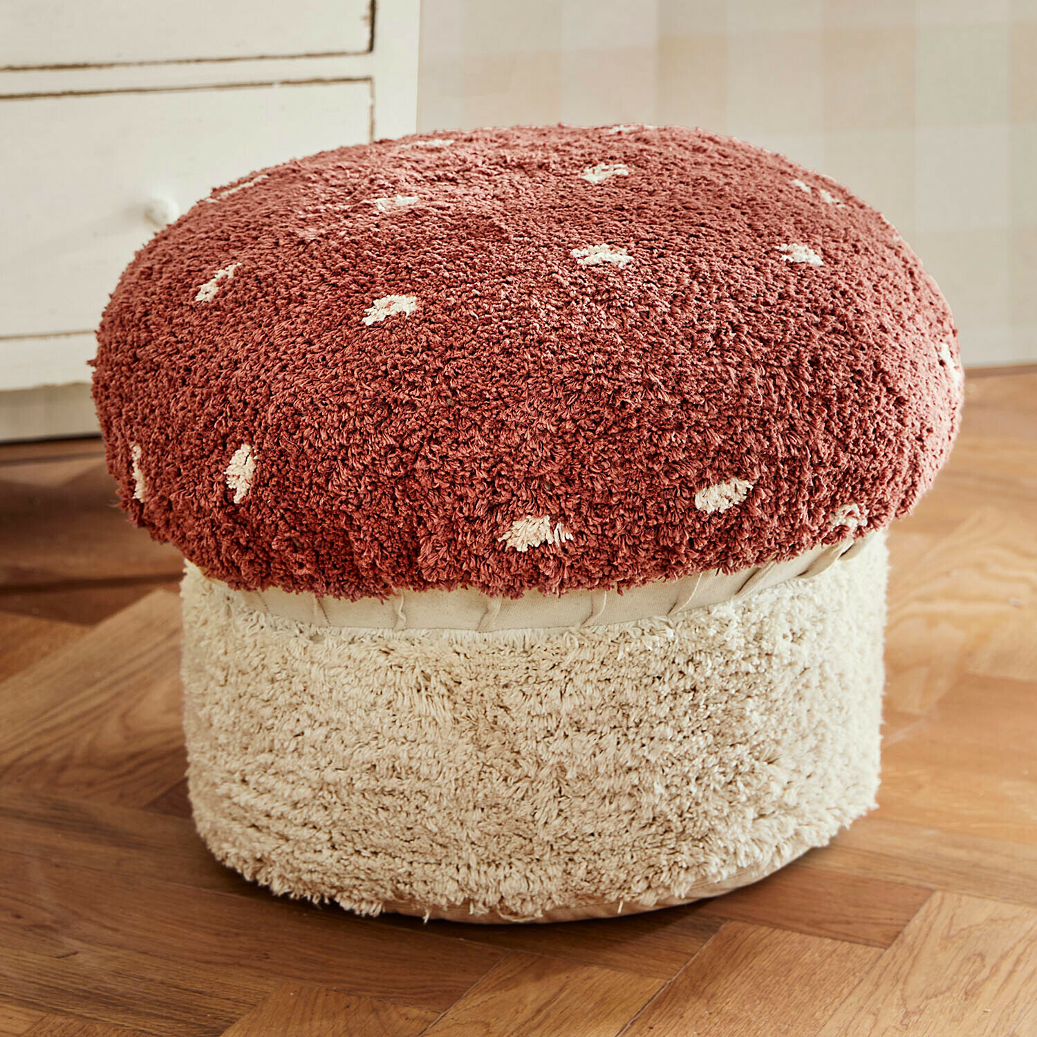 Kinderhocker Norilie Pilzförmiger Sitzhocker aus weichem Material in Rot und Creme, dekoratives Wohnzimmermöbel