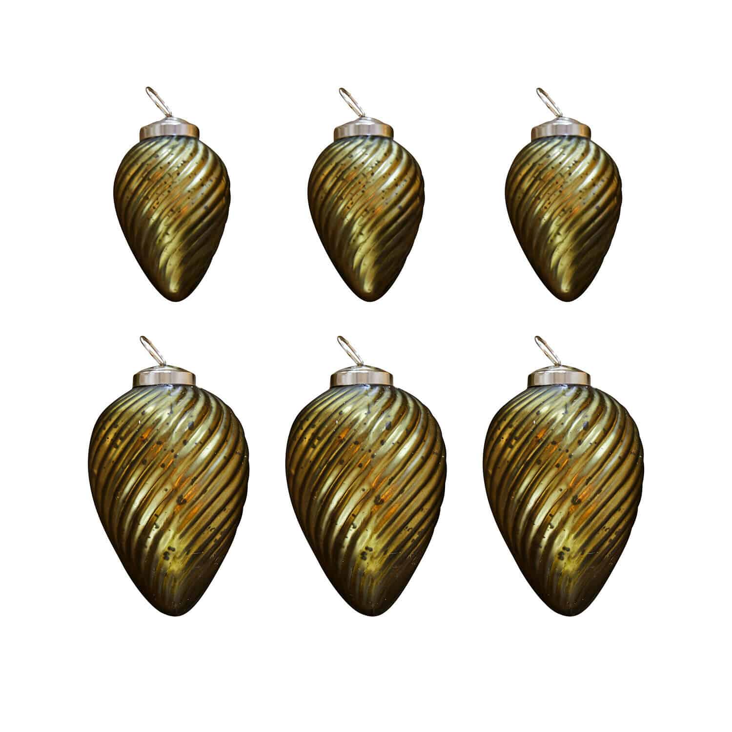Weihnachtsschmuck 6er Set Salema Set aus sechs grünen Glas-Weihnachtskugeln mit spiralförmigem Muster und Metallaufhängung