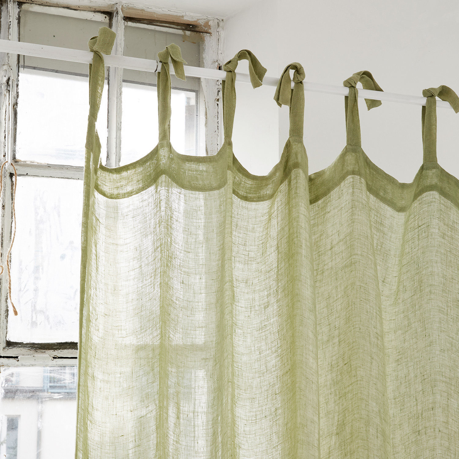 Gardine Gryphia Grüner Leinenvorhang mit gebundenen Schlaufen, leicht und transparent für Fensterdekoration