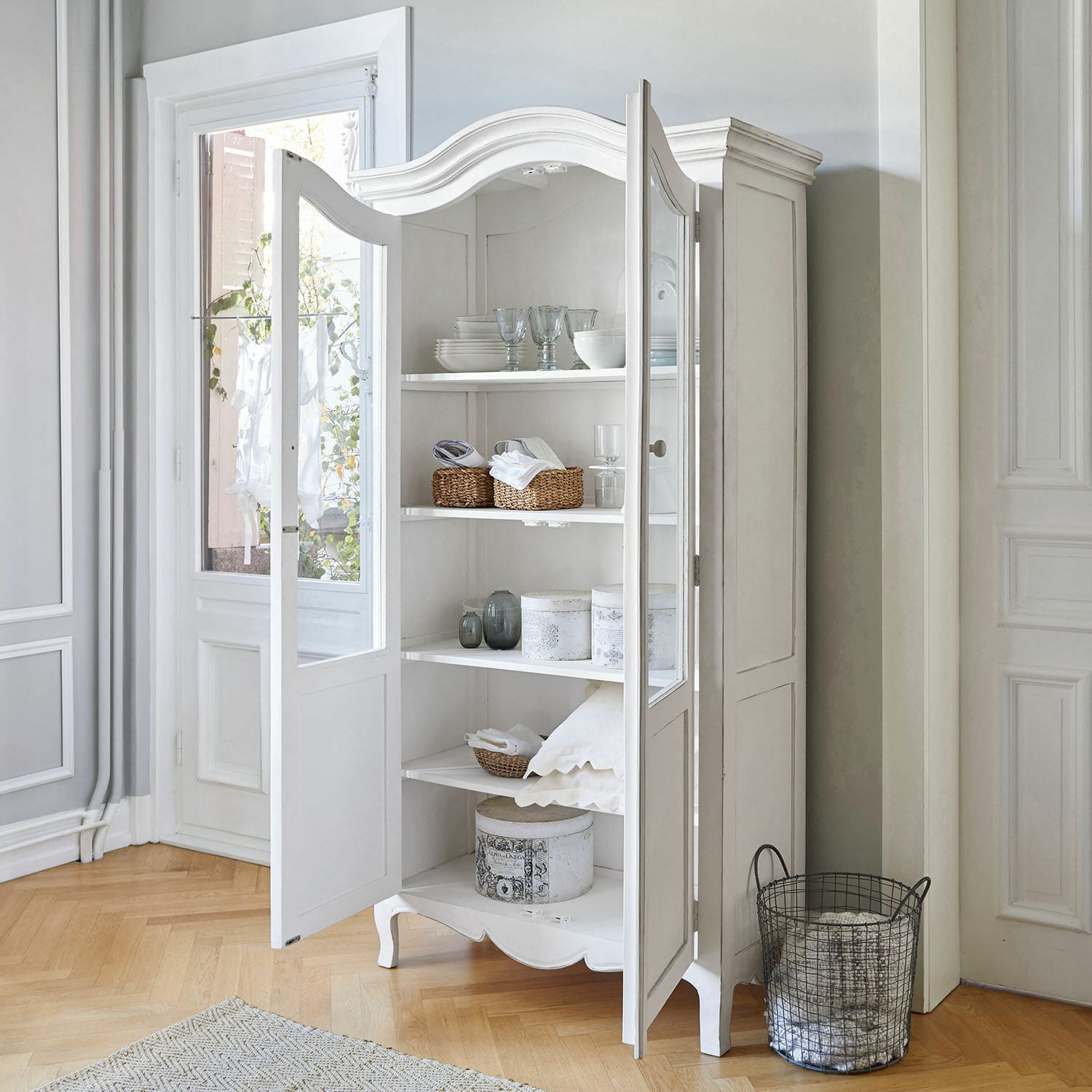 Schrank Duxbury
