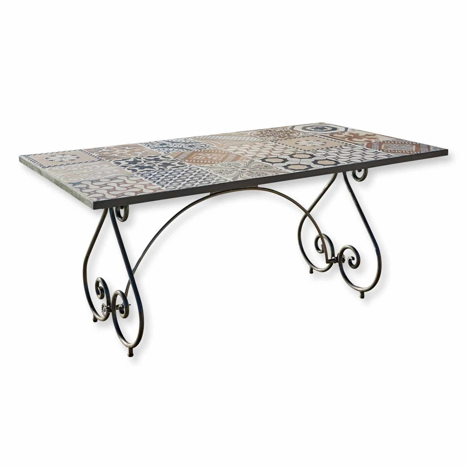Tisch Grainville Tisch mit Metallbeinen und Keramikfliesenplatte in beige-braunen Mustern