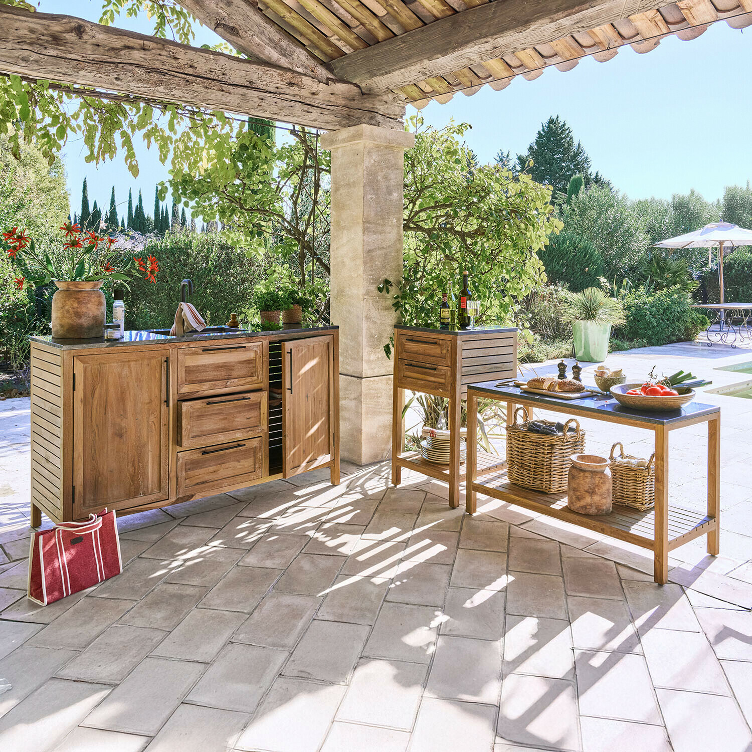 Outdoor-Küche 3er Set Corviano Outdoor-Küchenmöbel aus natürlichem Teakholz mit Steinplatte, ideal für Gartenküche und Terrasse