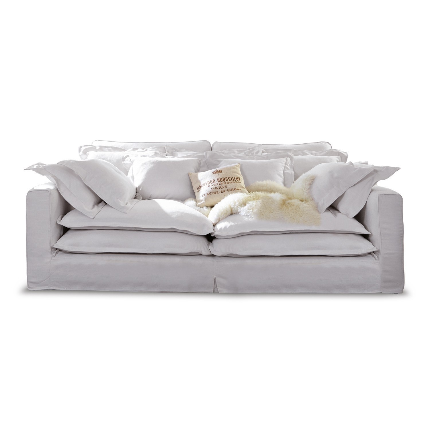 weiß Weißes Sofa Terell mit weichen Kissen und Fellüberwurf, bequemes Wohnzimmermöbel