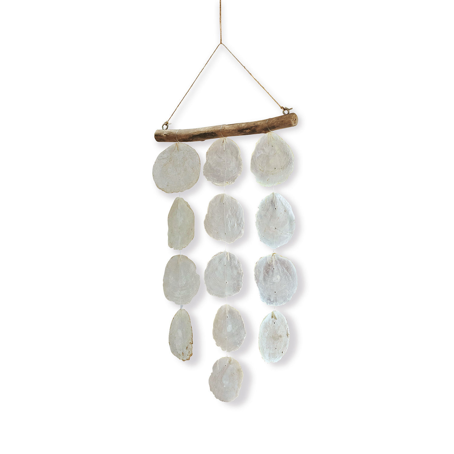 Windspiel Romero Hängende Dekoration aus weißen Muscheln und Holz, natürliche Materialien, Wohnaccessoire