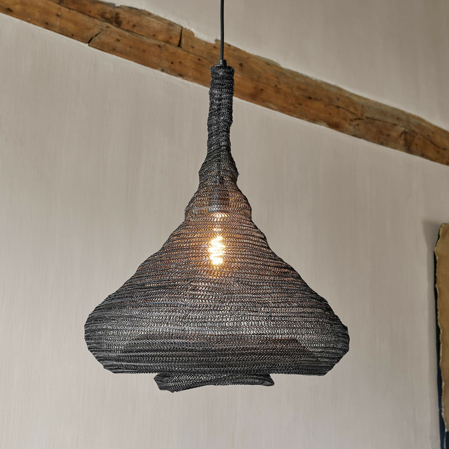 Hängelampe Nalira Hängelampe aus schwarzem Metallgeflecht mit einzigartiger Form, modernes Wohnraumlicht