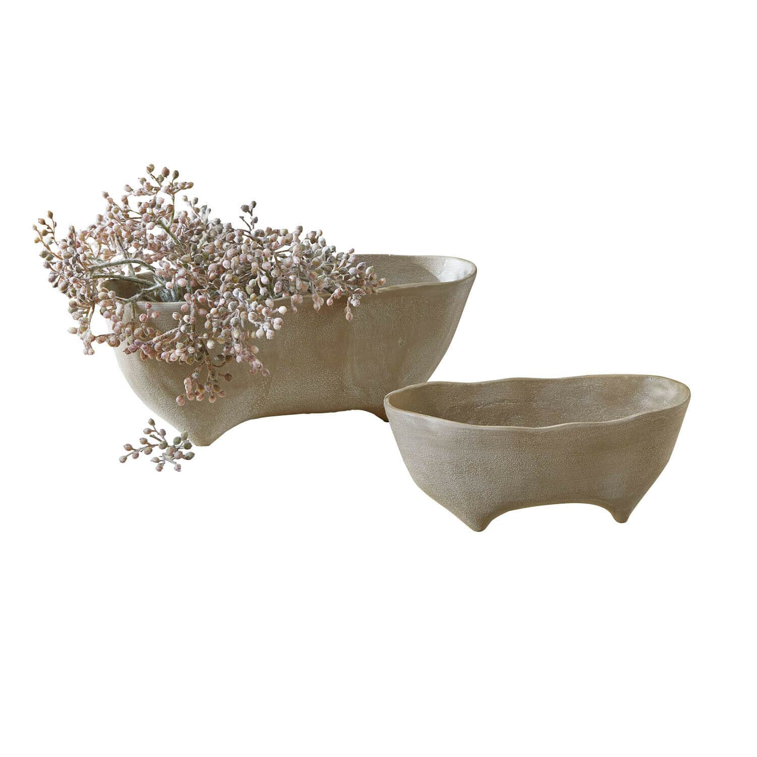 Set aus zwei beigen Keramikschalen auf Füßen für Dekoration und Aufbewahrung
