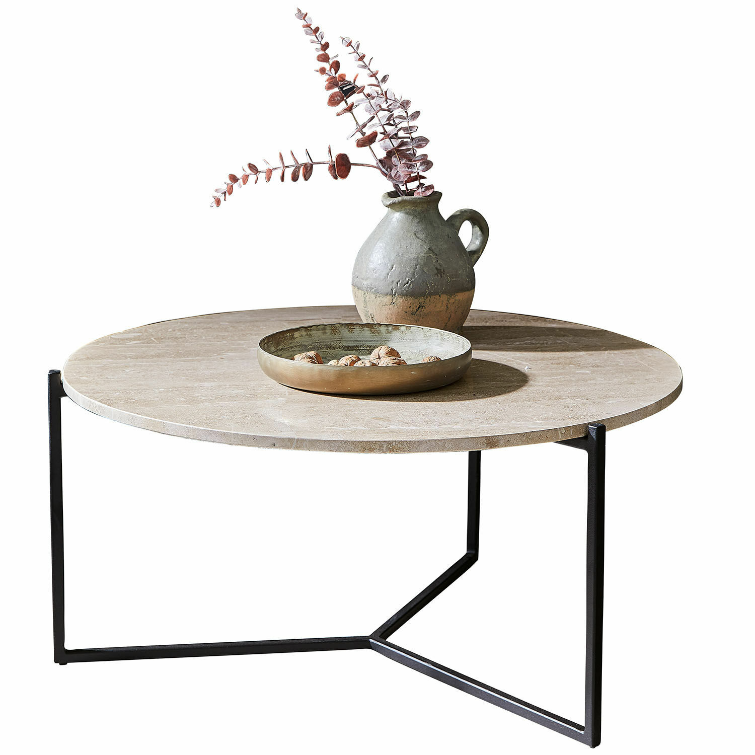 Couchtisch Émorieux Runder Couchtisch mit beigem Marmortischplatte und schwarzem Metallgestell, dekoriert mit Vase und Schale