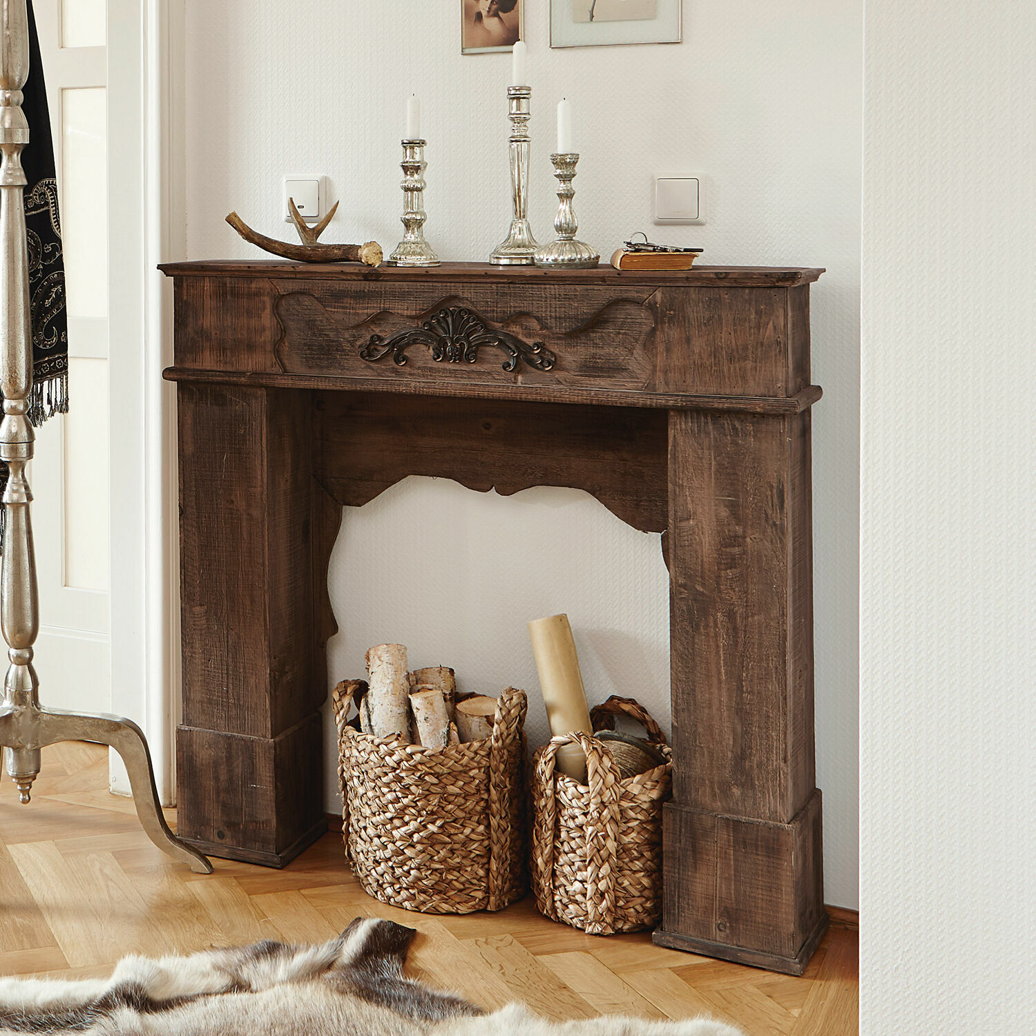 Gecheer Kaminkonsole – Artisan-Eiche, 75x20x87,5 Cm, Holzwerkstoff, Für LED-Kamine, Deko-Ablage 30 Kg Belastbarkeit Kaminkonsole Artisan-Eiche