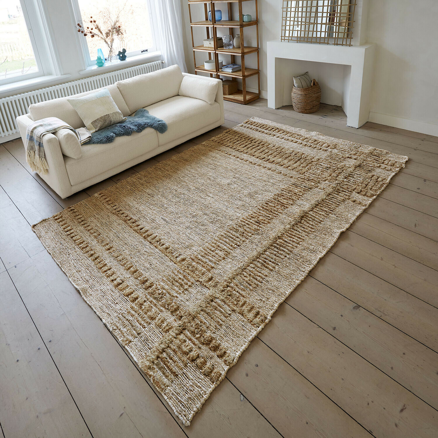 Teppich Lorianza Großer Teppich aus natürlicher Jute in Beige mit geometrischem Muster im modernen Wohnzimmer