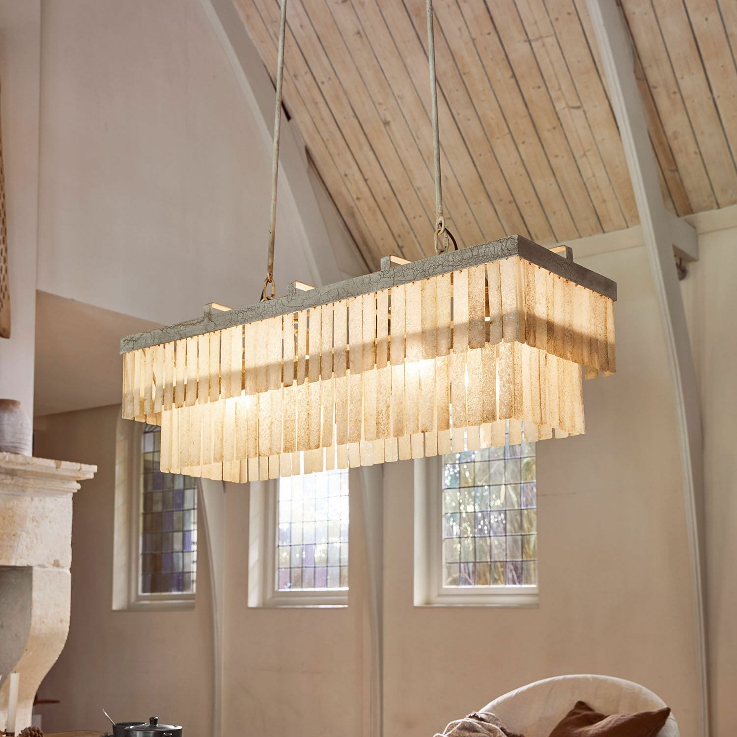 Leuchter Krauville Hängelampe aus beigem Stein mit rechteckigen Platten, dekorative Deckenleuchte für Wohnzimmer